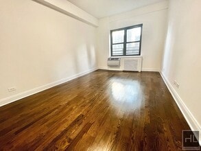 Building Photo - EAST 57 STREET