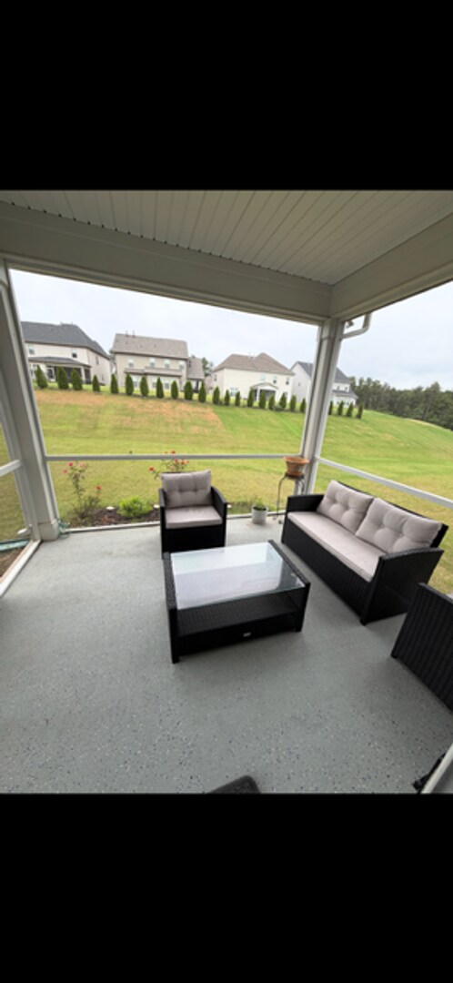 Building Photo - Coming Soon!  5 BR/4BA | Newly Renovated Single Family Home | 1-Car Garage Parking | Fenced backyard