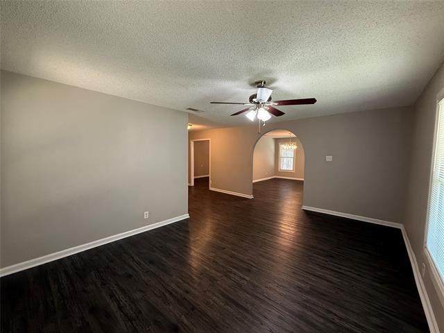 Foto del edificio - 1715 W Elm St