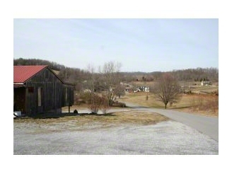 Primary Photo - 550 Country View Private Dr