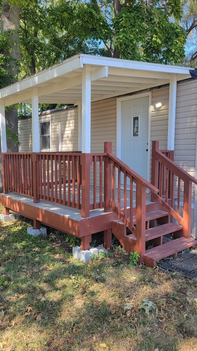 Building Photo - 4531 N 61st St