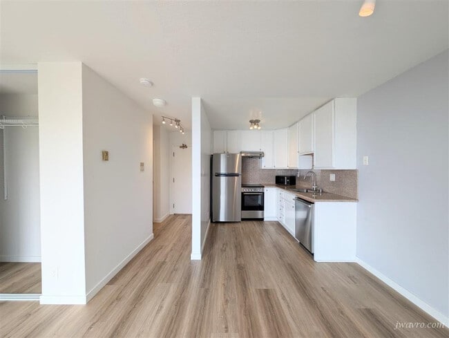 Photo - 160 Gardenside Dr Apartment