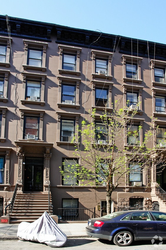 Building Photo - 40 85th St