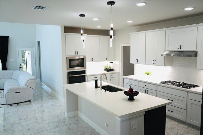 Foto del edificio - 2801 Riverview Rd