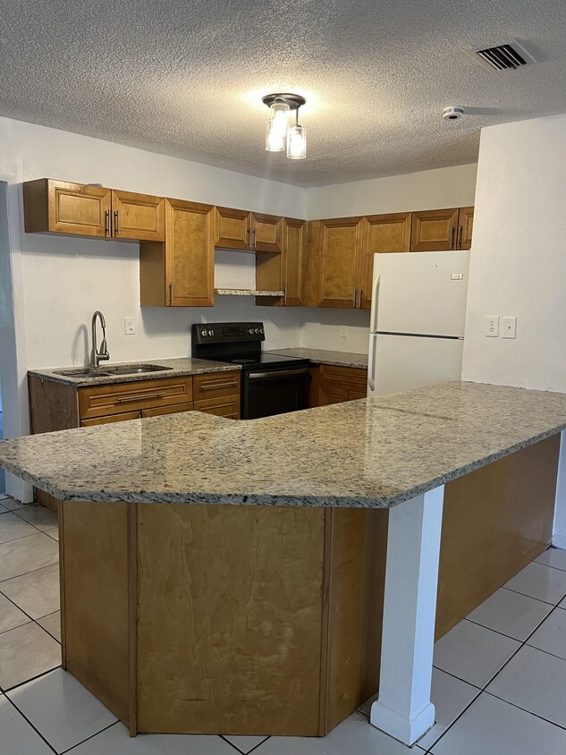 Photo - 5825 Hornet Dr (Orlando, FL)