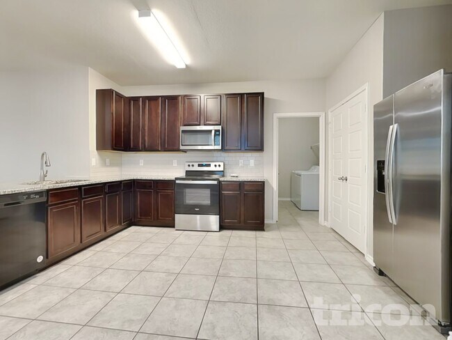 Building Photo - 3907 Josephs Run