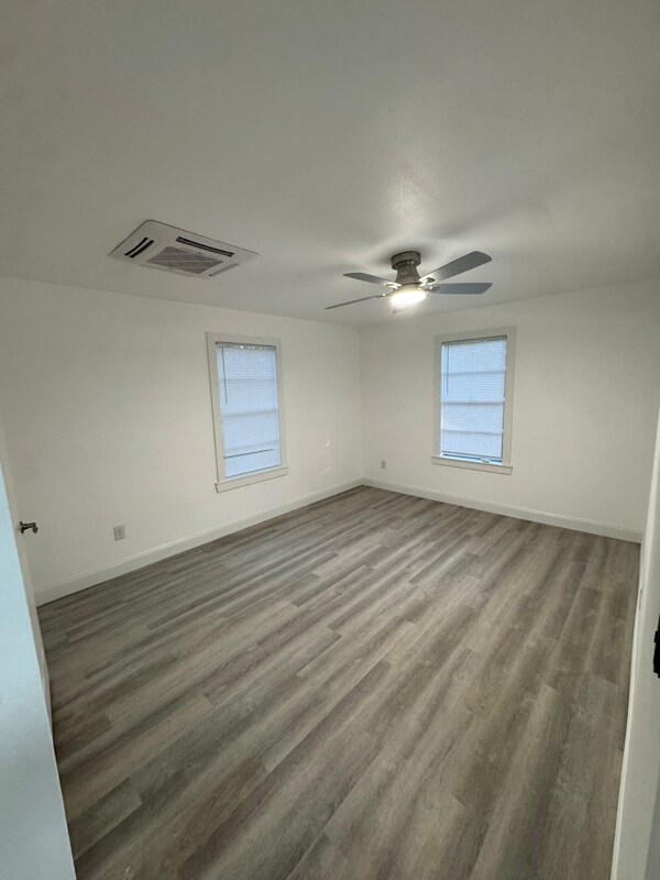Foto del edificio - 1821 Jenkins Ave