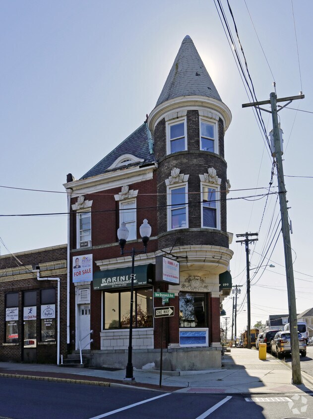Building Photo - 299 New Brunswick Ave