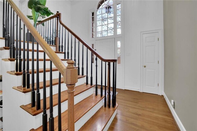 Foto del edificio - 7155 Roswell Rd