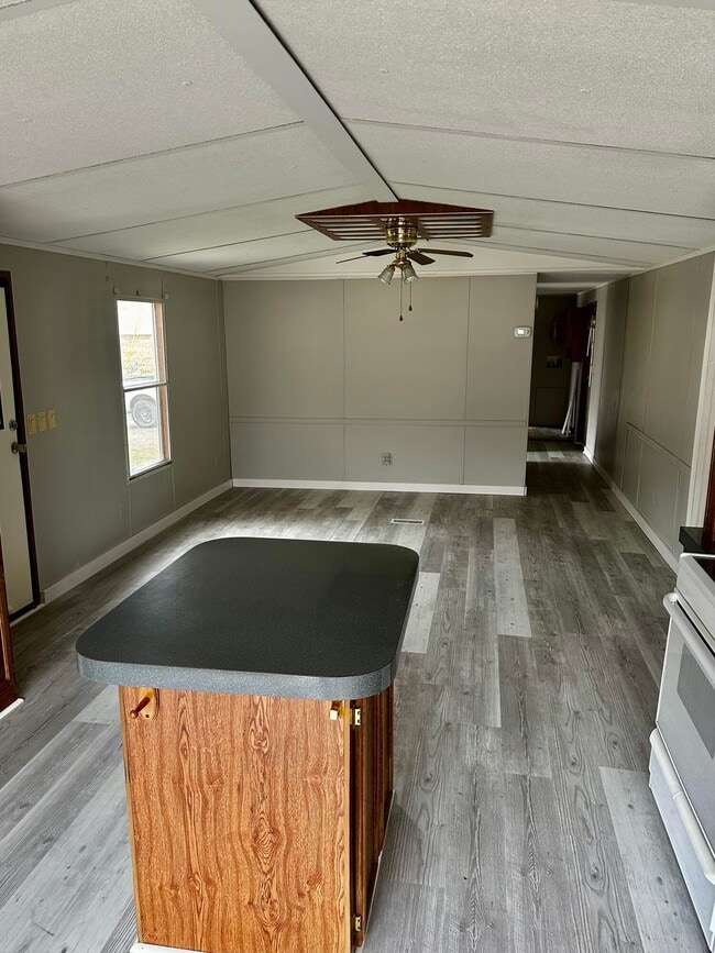 Building Photo - 4617 US-60