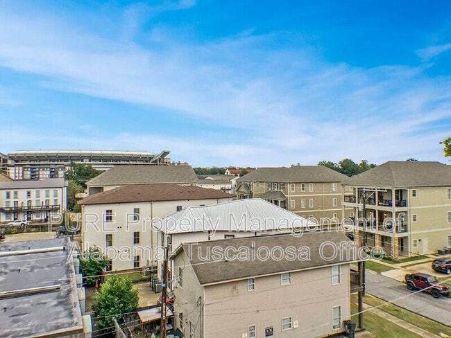 Photo - 1510 9th St Apartment