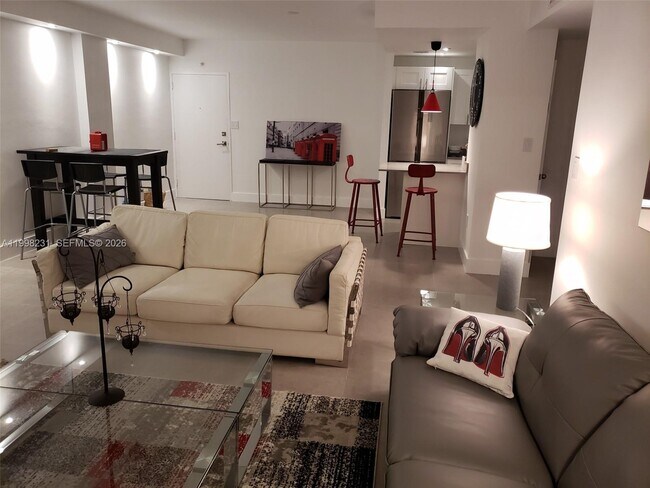 Foto del edificio - 3301 NE 5th Ave