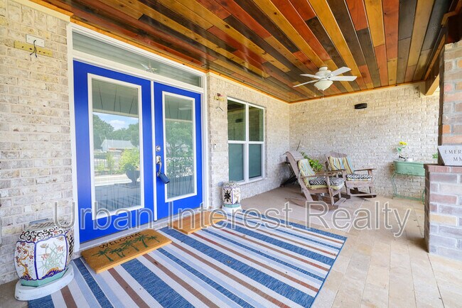 Building Photo - 501 Benning Dr
