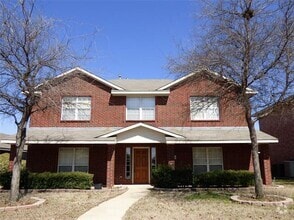 Building Photo - 1509 Appalachian Dr
