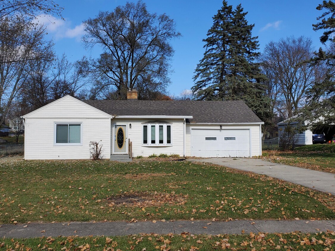 2512 Lindale Rd, Rockford, IL 61109 House Rental in Rockford, IL