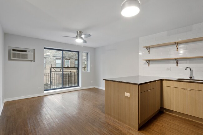 Foto del edificio - 5411 N Winthrop Ave