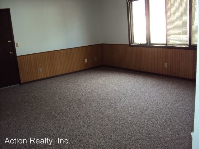 Building Photo - 433 N 27th St