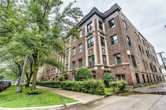 Building Photo - 1145 E Hyde Park Blvd