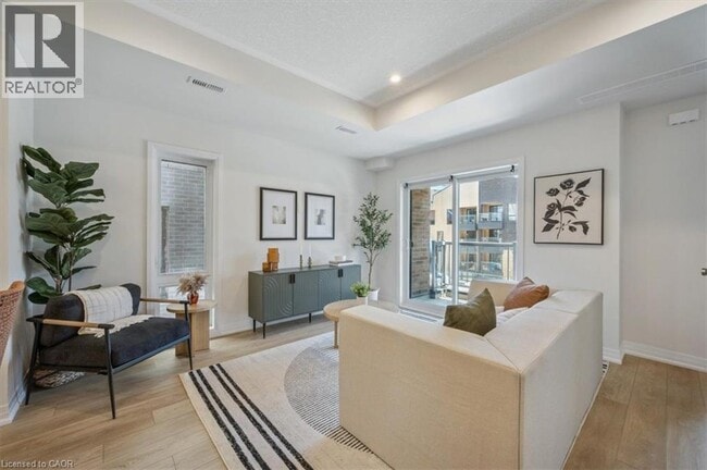 Building Photo - 137 REVERIE Wy