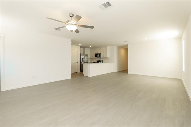 Foto del edificio - 2708 River Knl Ln