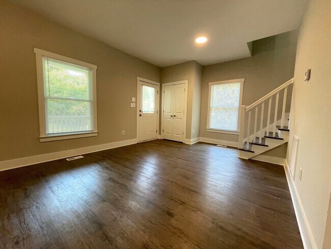 Building Photo - PRE-LEASING FOR AUGUST 2026!