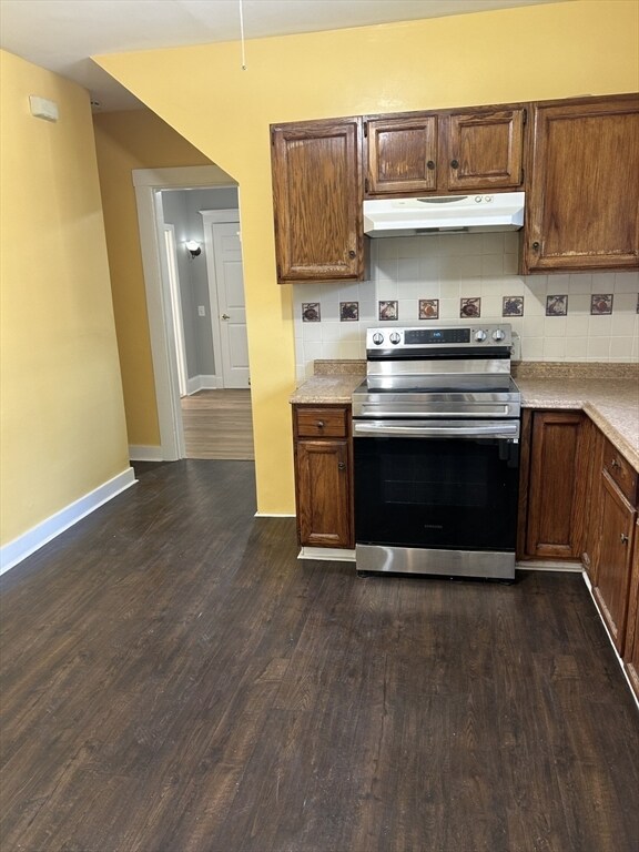 426 Hollis St Unit 1, Framingham, MA 01702 Room for Rent in