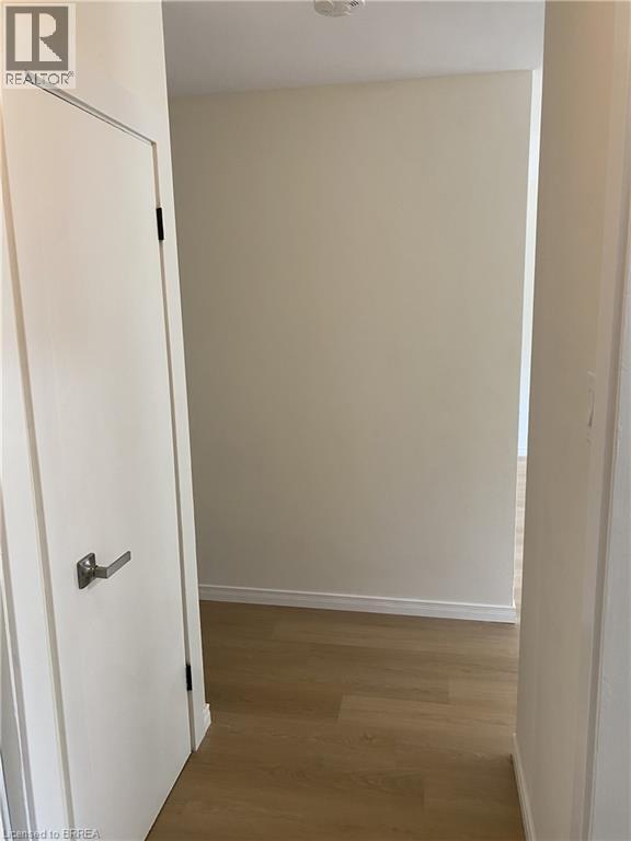 Photo du bâtiment - 151 Siebert Ave