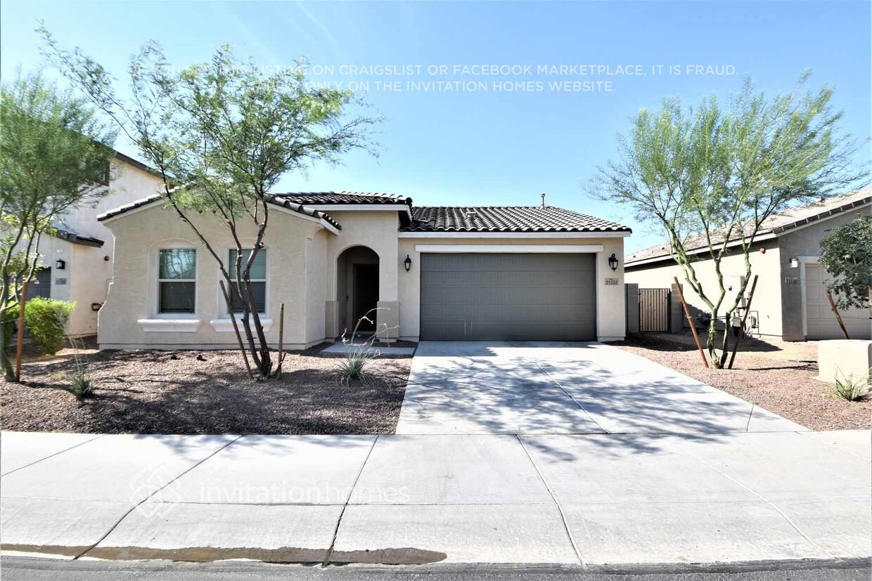 Foto principal - 21252 W Cypress St