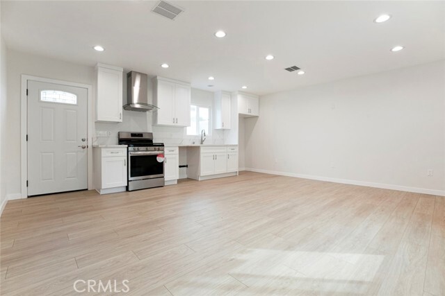 Building Photo - 13120 Branford St