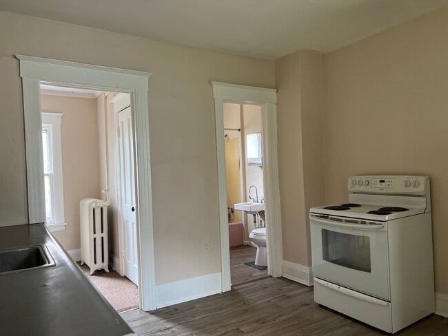 Foto del edificio - 64-66 Lincoln Ave