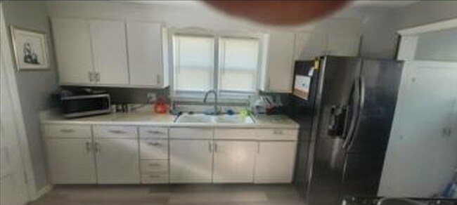 Cocina compartida. - 41 Russell St