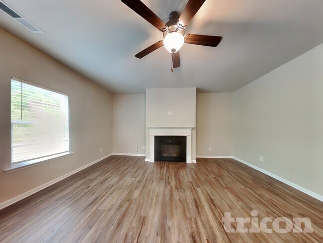 Foto del edificio - 212 Malbone St SW