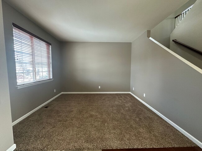 Foto del edificio - Updated 3 Bedroom in Banning Lewis Ranch