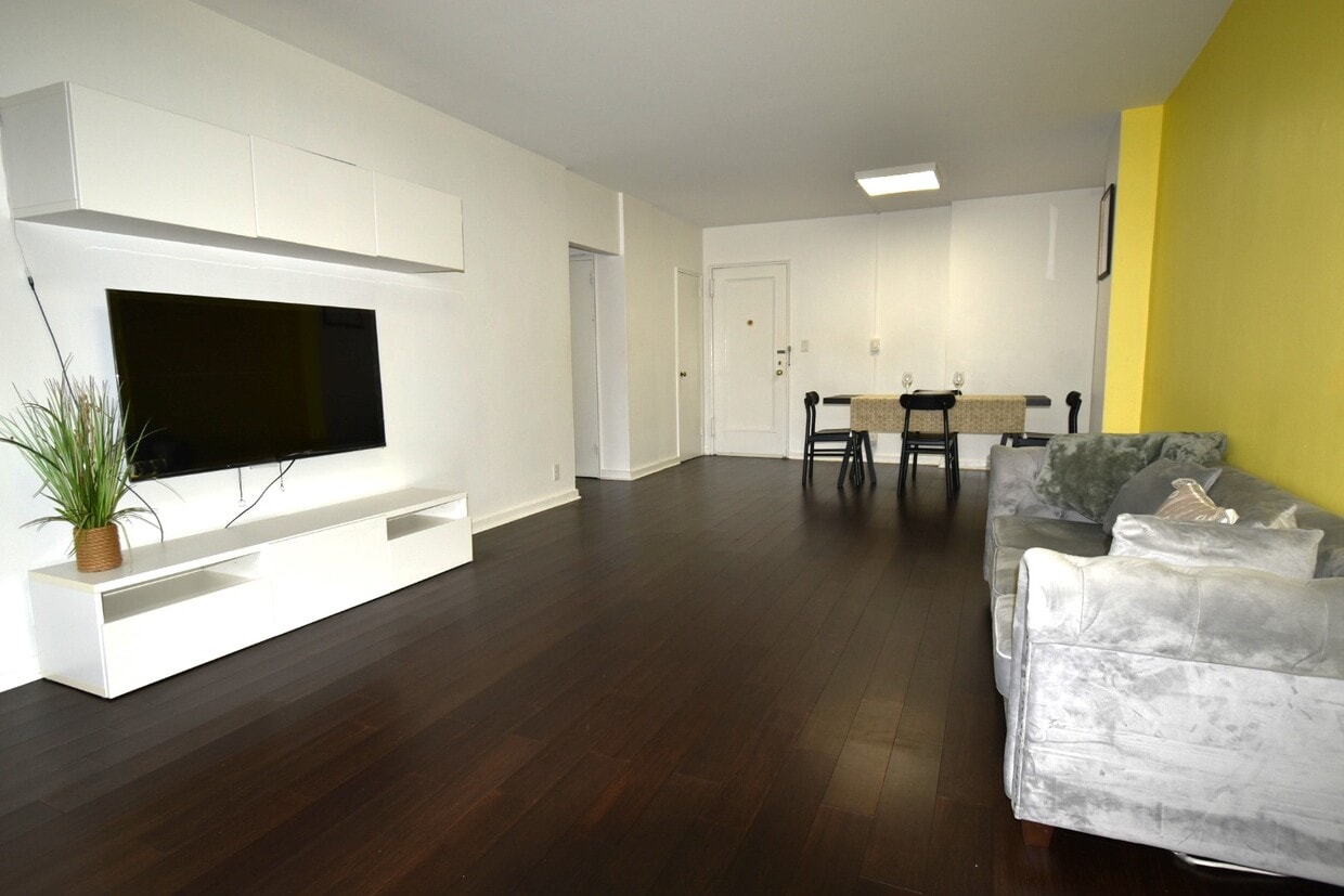 Downtown Montclair Condo - 5 Roosevelt Pl