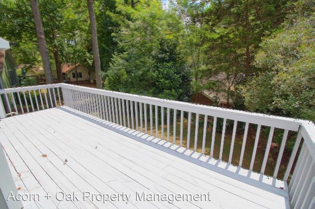 Building Photo - 105 Tanglewood Ln