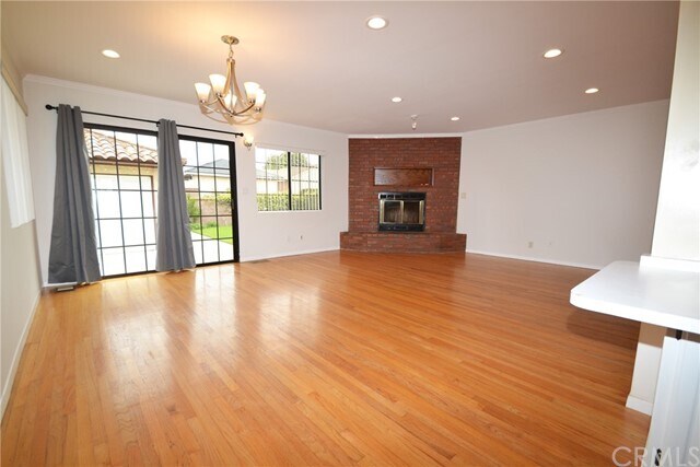 Foto del edificio - 4627 Merrill St