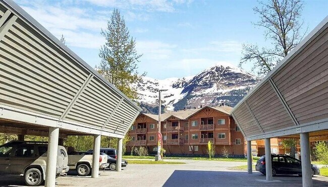 Foto del edificio - 353 Hightower Rd