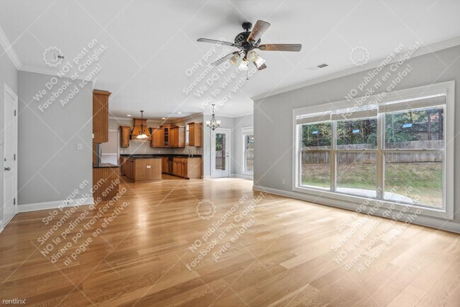 Building Photo - 5 br, 4 bath House - 535 Dickson Springs Rd