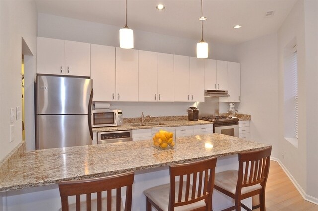 Foto del edificio - 4354 N Kenmore Ave