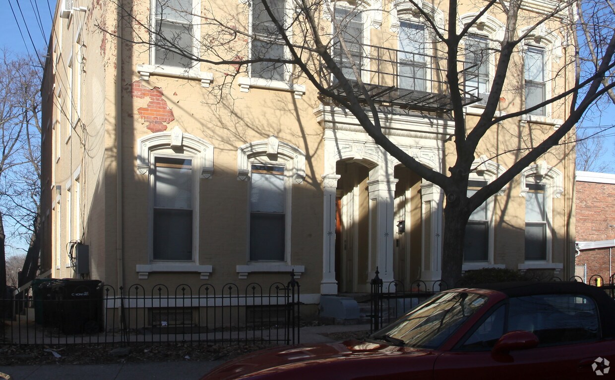 Building Photo - 2411-2413 Ohio Ave