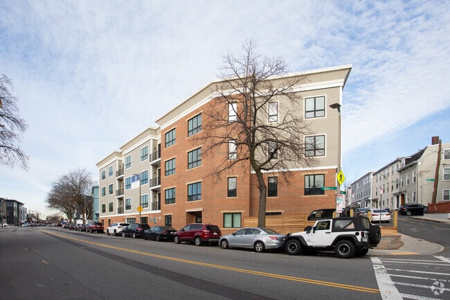 December 15, 2021 - 33-39 Ward St Apartments