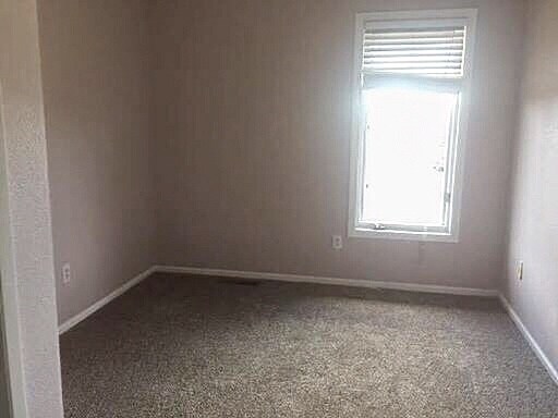 Building Photo - Spacious East Anchorage Home with Yard & Garage!