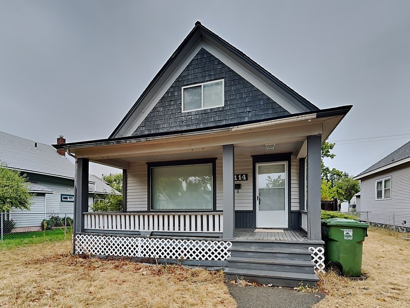 Primary Photo - 1114 W Fairview Ave