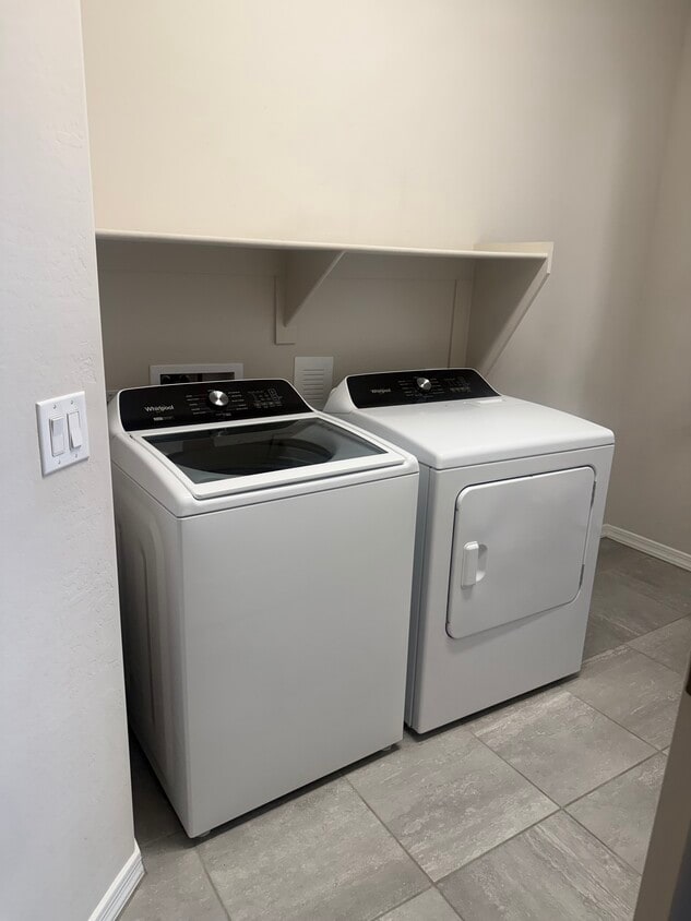 Foto principal - 17655 W Pueblo Ave