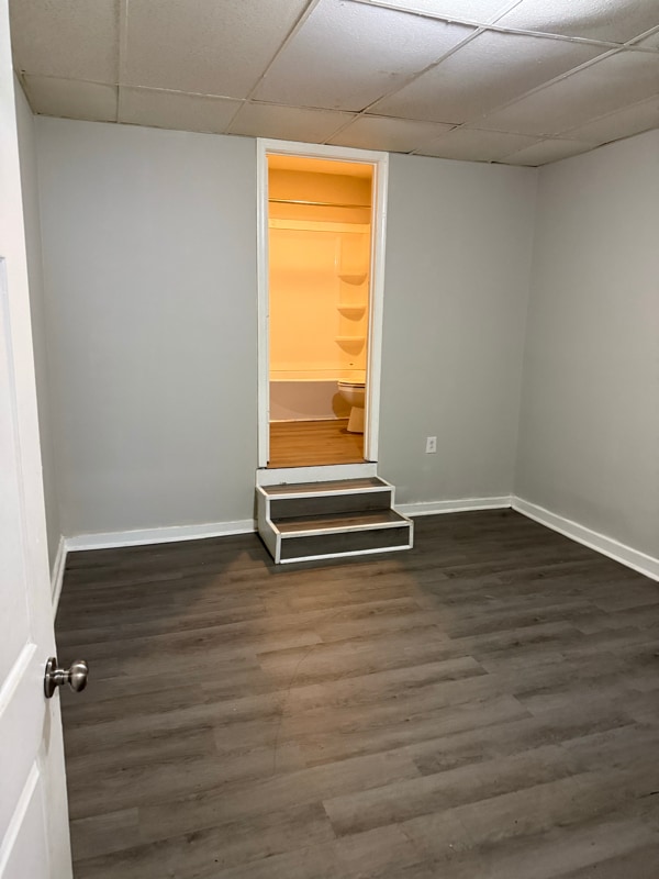 Building Photo - 260 N Commerce Ave