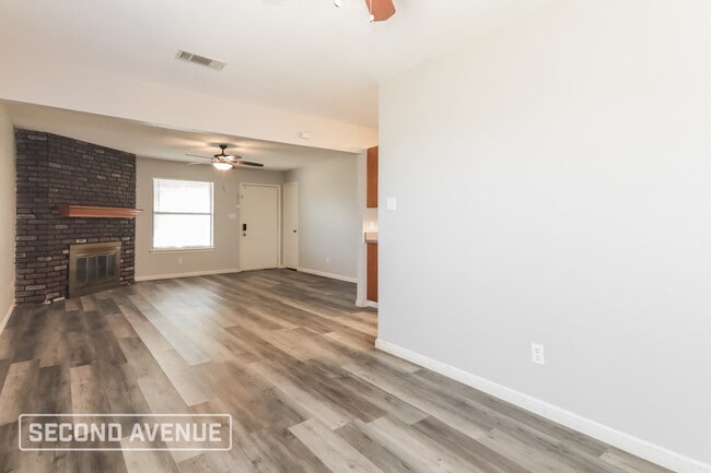 Foto del edificio - 622 Martingale Trail