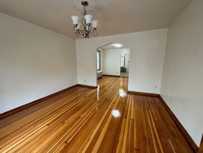 Living Room / Dining Room - 3118 N Central Park Ave