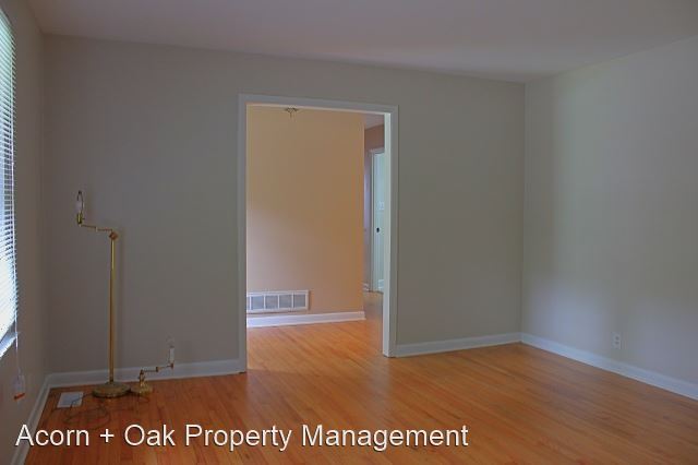 Foto del edificio - 3 br, 2 bath House - 2804 Bardwell Rd.