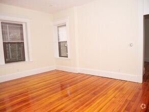 Building Photo - 1378 Beacon St