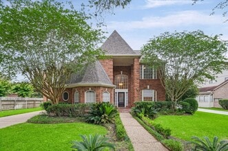 Building Photo - 3622 Springhill Ln